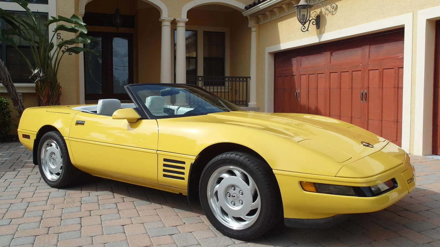 Click to Enlarge-Esc to Close Corvette Generations/C4/C4 1992 Right Yellow.webp